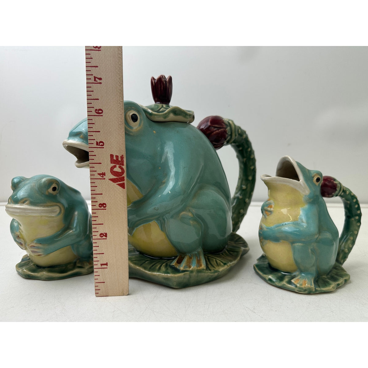 Vintage Henrikson Imports Majolica Frog Teapot, Creamer, & Sugar Bowl 3 Pc Set