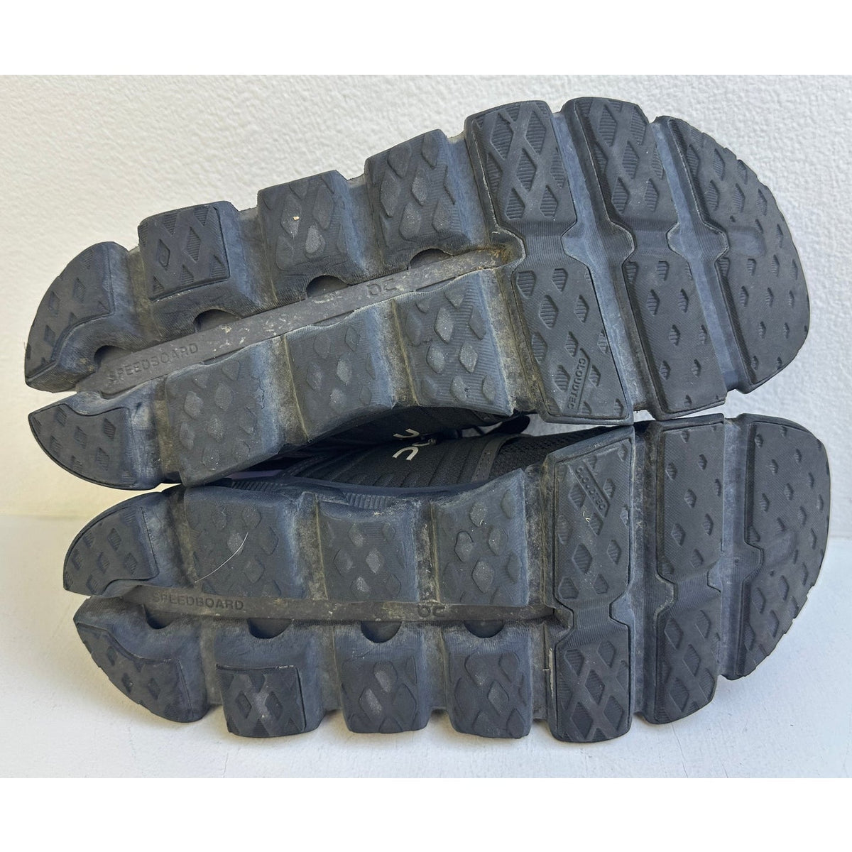 On Cloudswift 3 Running Shoes Size 9.5 Magnet Wisteria Women's Sz 9.5