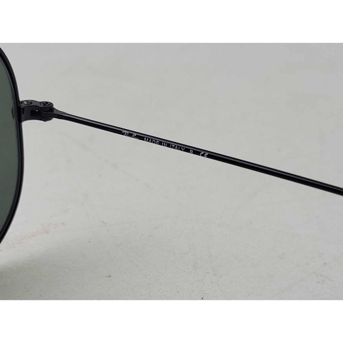 Ray-Ban RB 3025 Black Frames Green Lenses Sunglasses Made in Italy