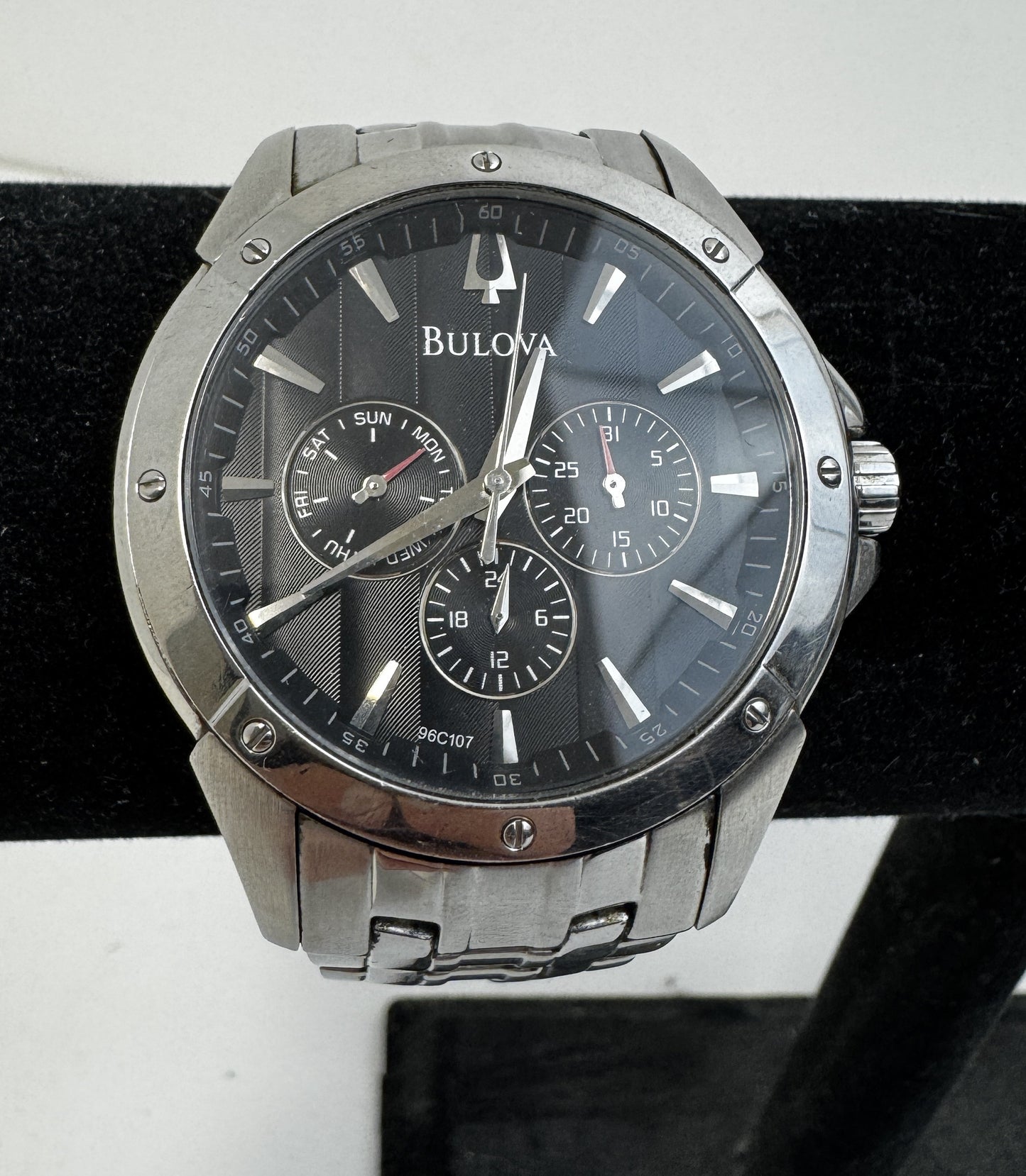 Bulova 96C107 Silver Tone Stainless Steel Case Silver Tone Bracelet Men's (Untested)