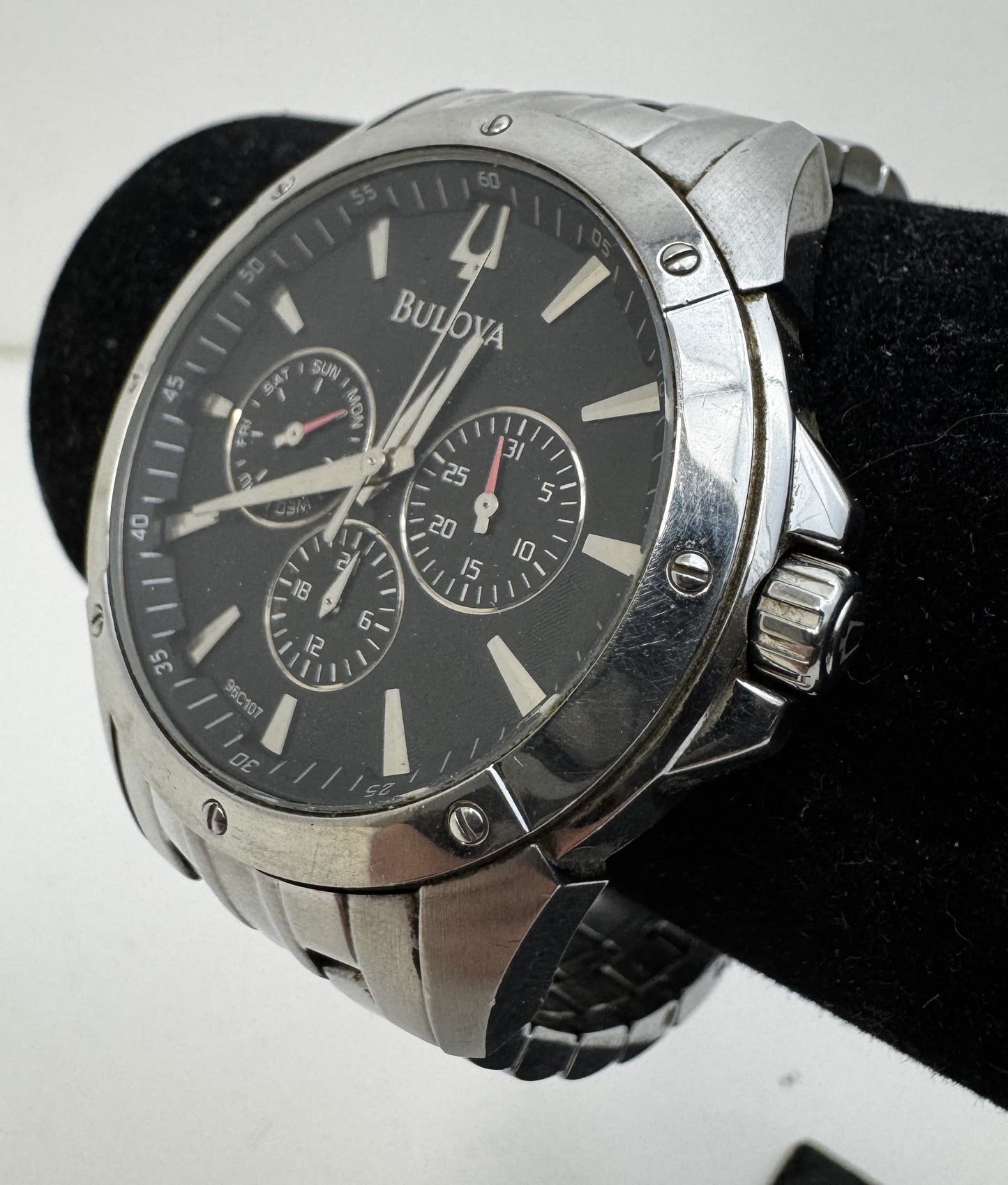 Bulova 96C107 Silver Tone Stainless Steel Case Silver Tone Bracelet Men's (Untested)