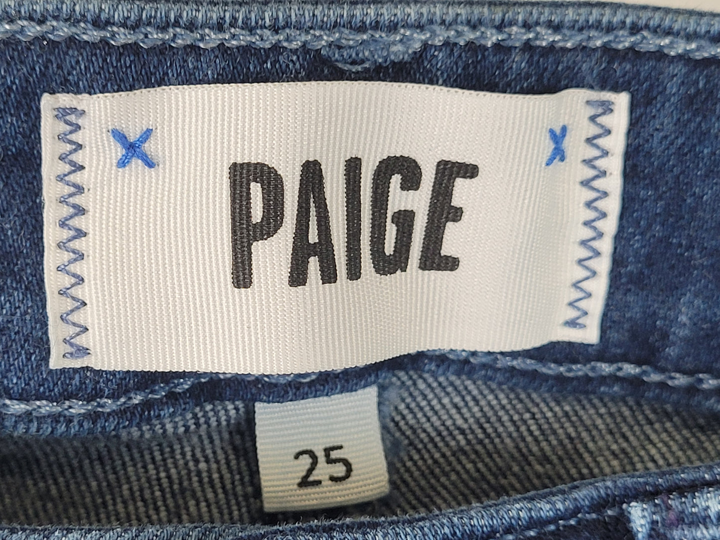 Paige Cindy Crop Raw Edge Straight Leg Denim Sz 25 EUC
