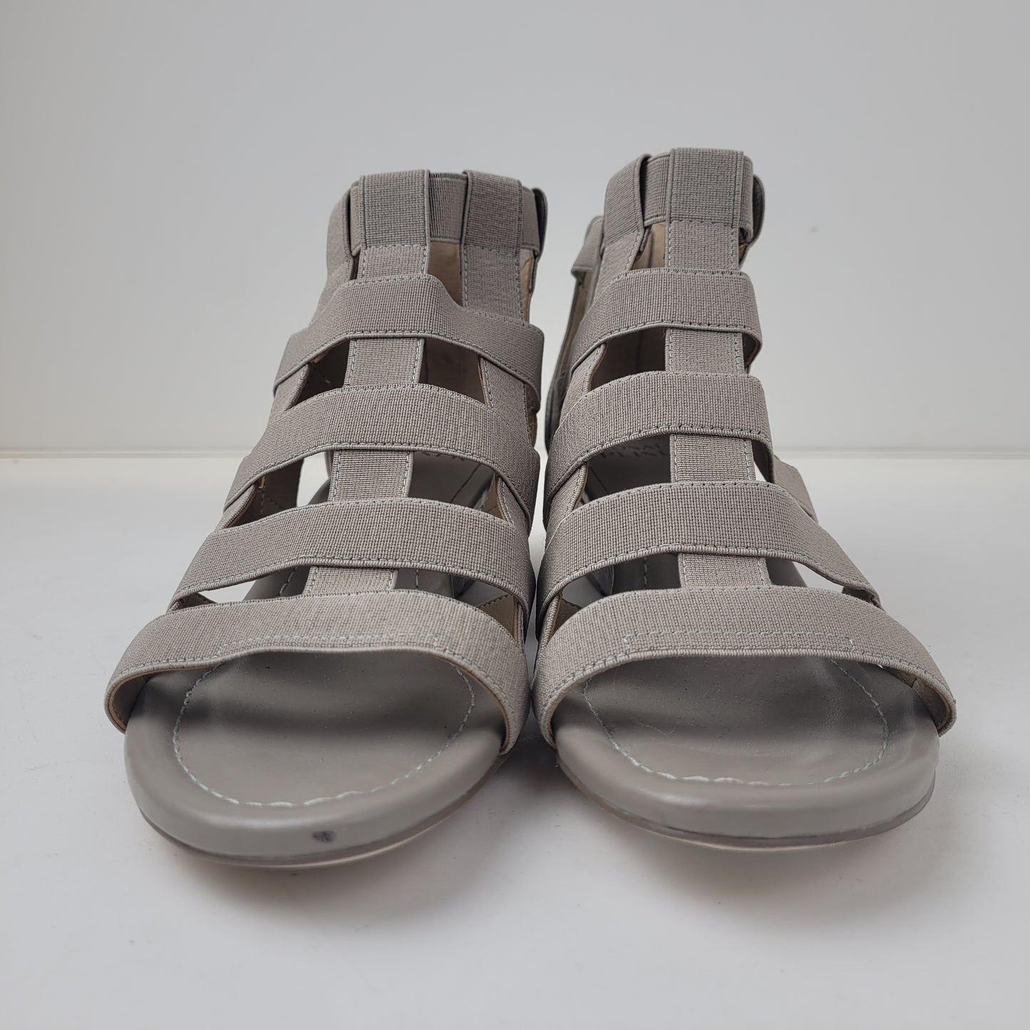 Donald Pliner Grey Veazy Sandal Women's Size 9M Retail $228