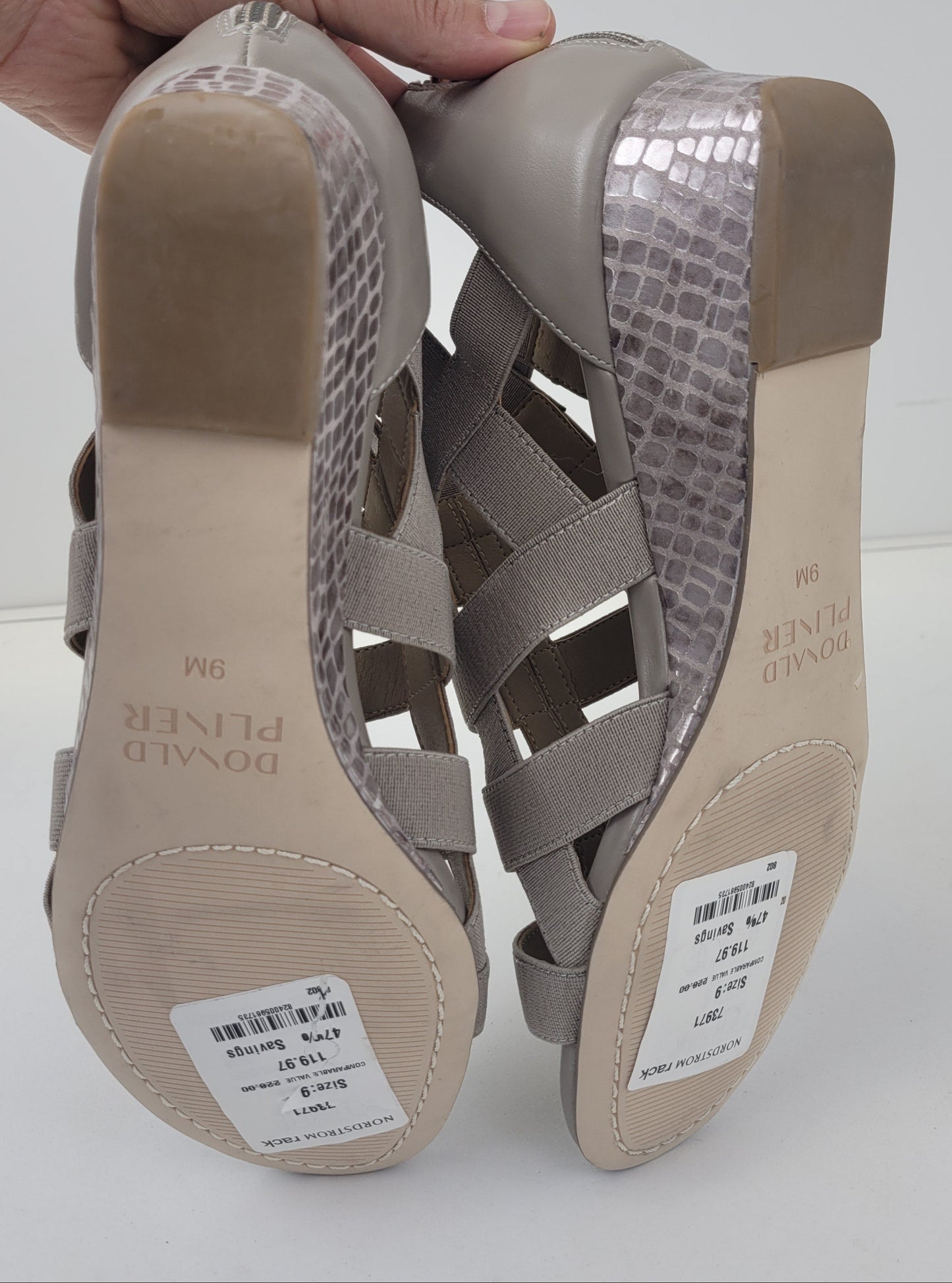 Donald Pliner Grey Veazy Sandal Women's Size 9M Retail $228