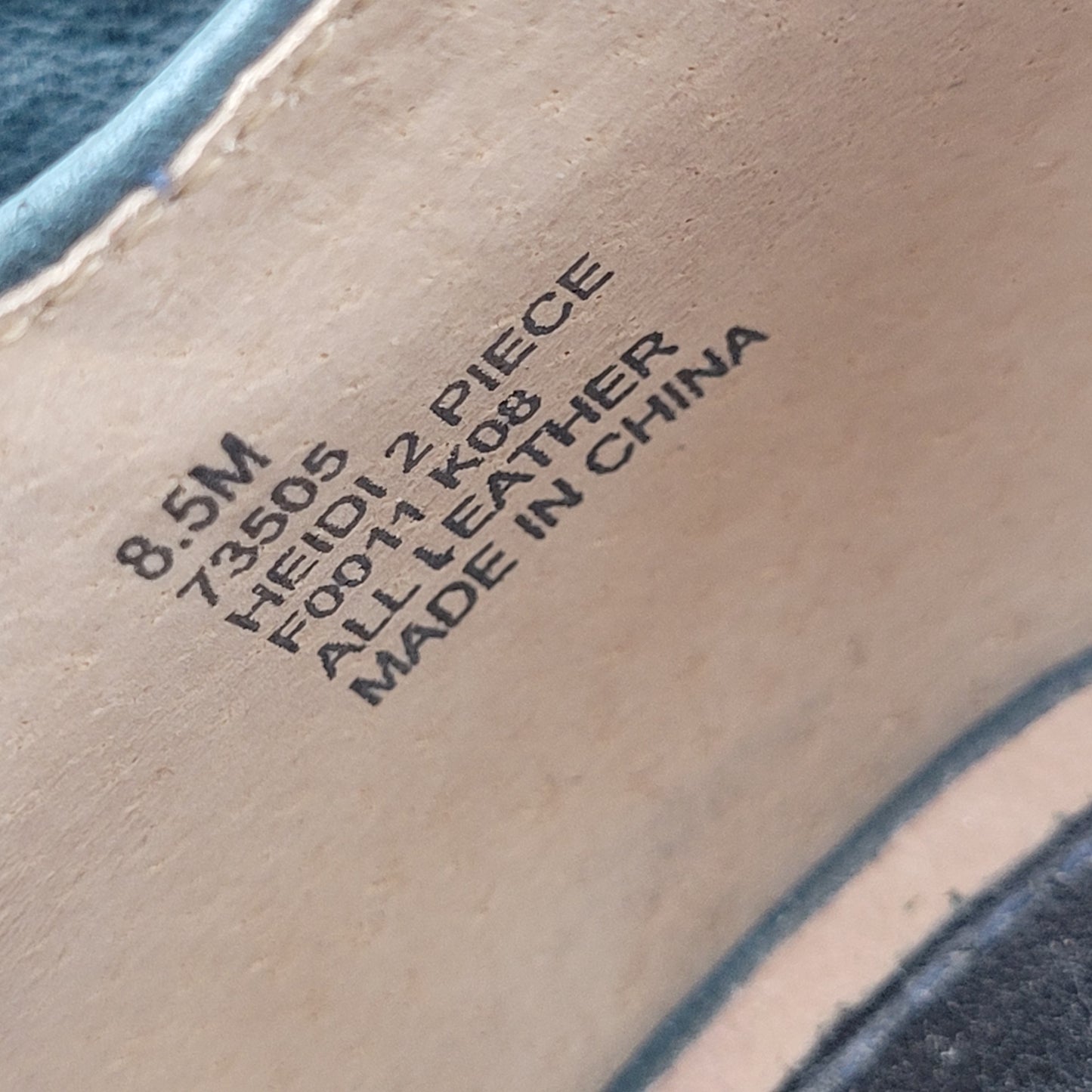 Frye Blue Leather Mary Jane Pumps with Big Wooden Buckle Sz 8 1/2