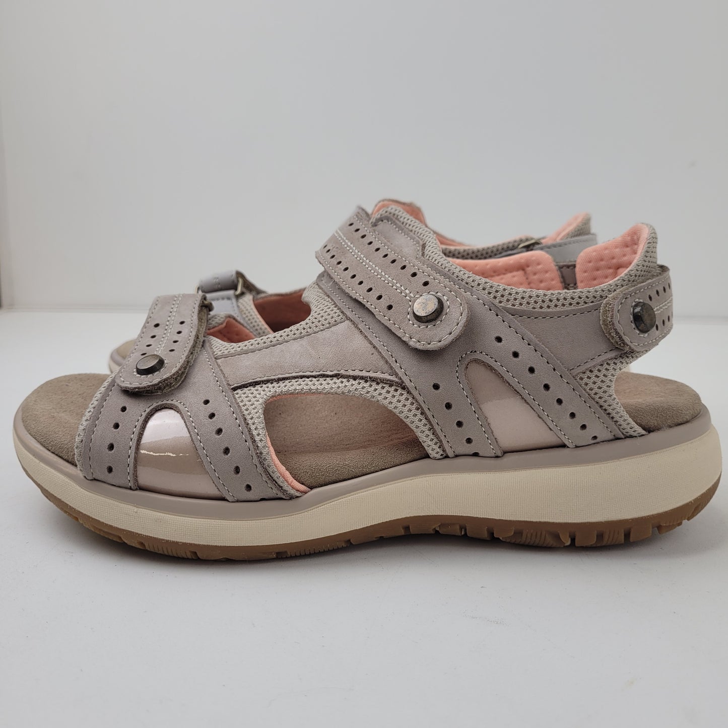 SAS Embark Taupe Women's Sandal Shoes Size 7W Retail $189