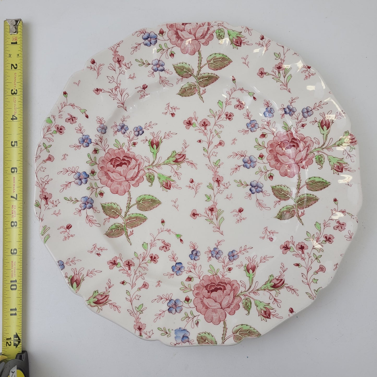 Rose Chintz Pink Floral Johnson Bros 11 1/2" Large Plate Platter Scalloped Edges Made in England