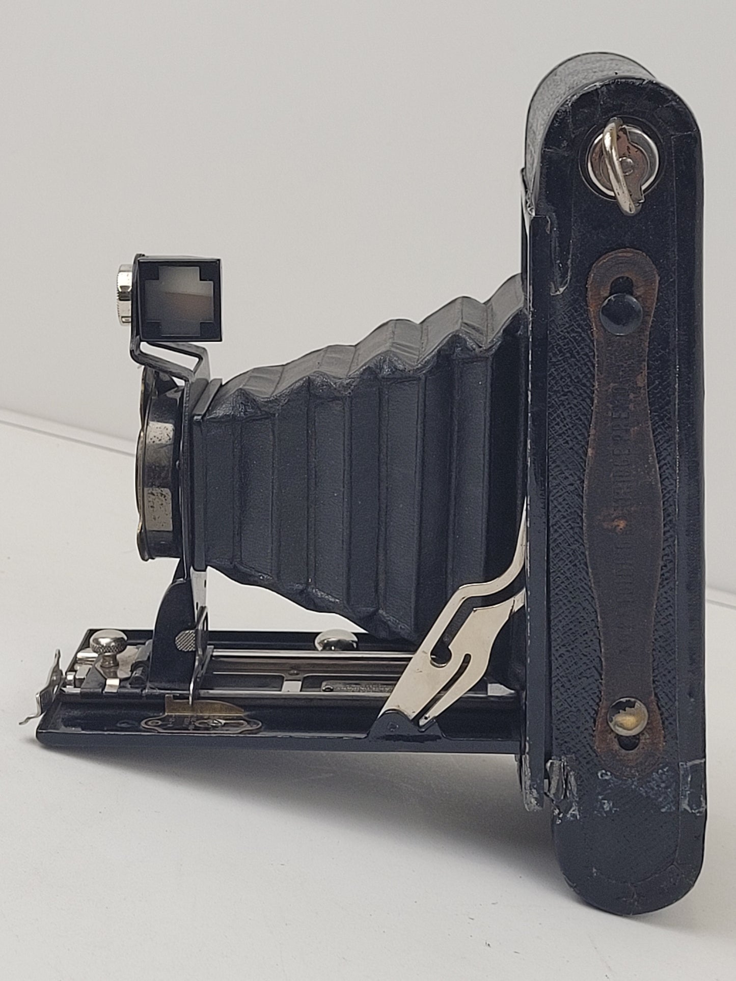 Antique 1910 Kodak Ball Bearing Shutter No. 2-A Folding Camera with Leather Case (Untested)