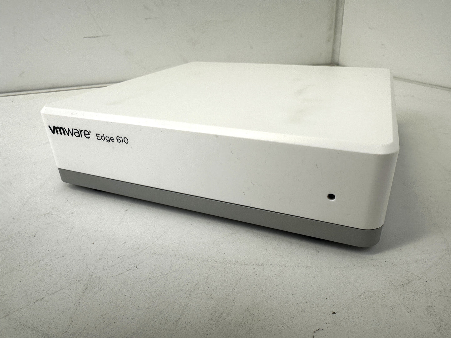 Dell EMC VMware Edge 610 Network Accelerator Switch (Power Tested)