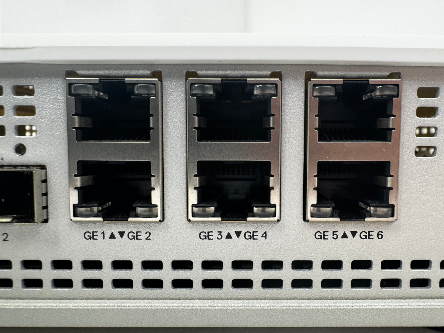 Dell EMC VMware Edge 610 Network Accelerator Switch (Power Tested)