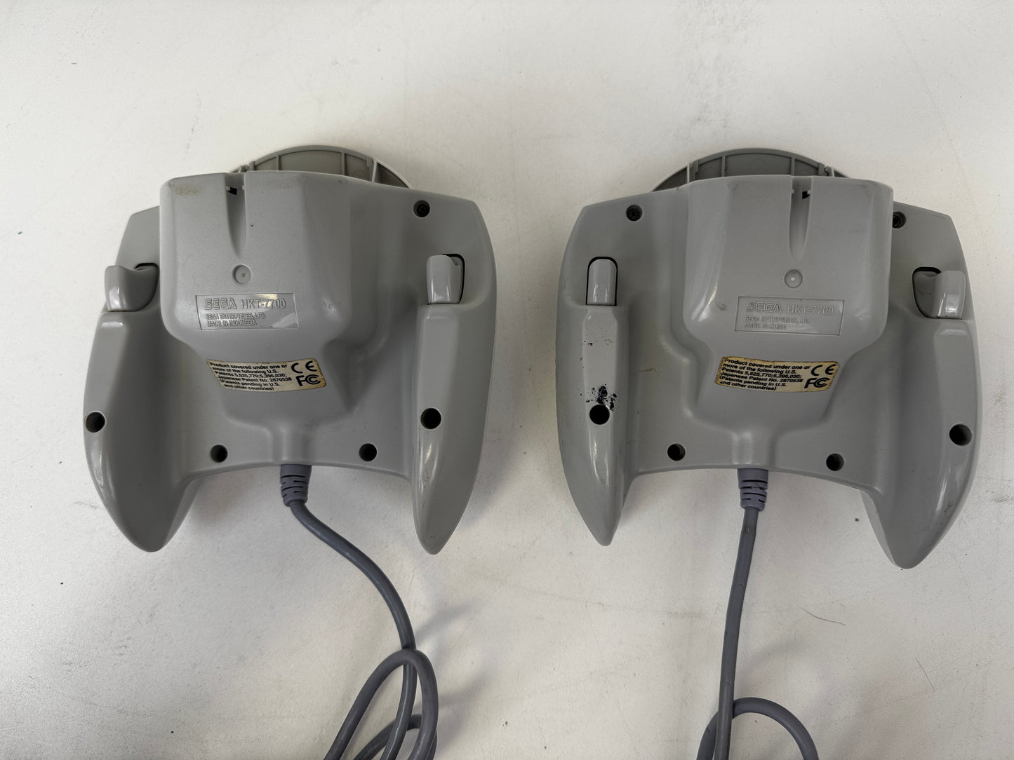 Dreamcast Console W/Controllers & Shenmue/Marvel Vs. Capcom 2/ The House of The Dead 2 (All untested no cords included)