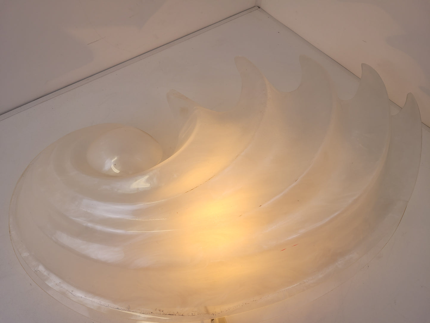 *RARE* Vintage 1970s Large Lucite Seashell Rougier Wall Light