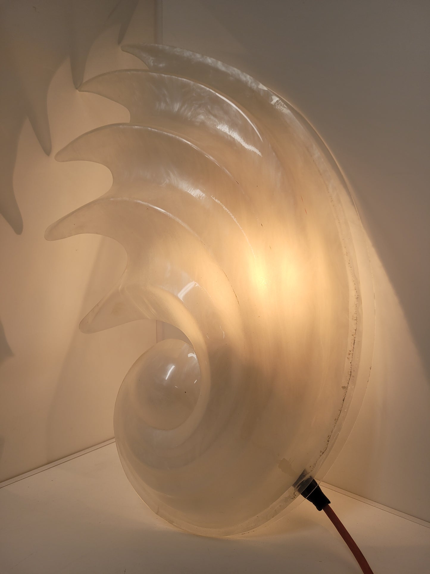 *RARE* Vintage 1970s Large Lucite Seashell Rougier Wall Light