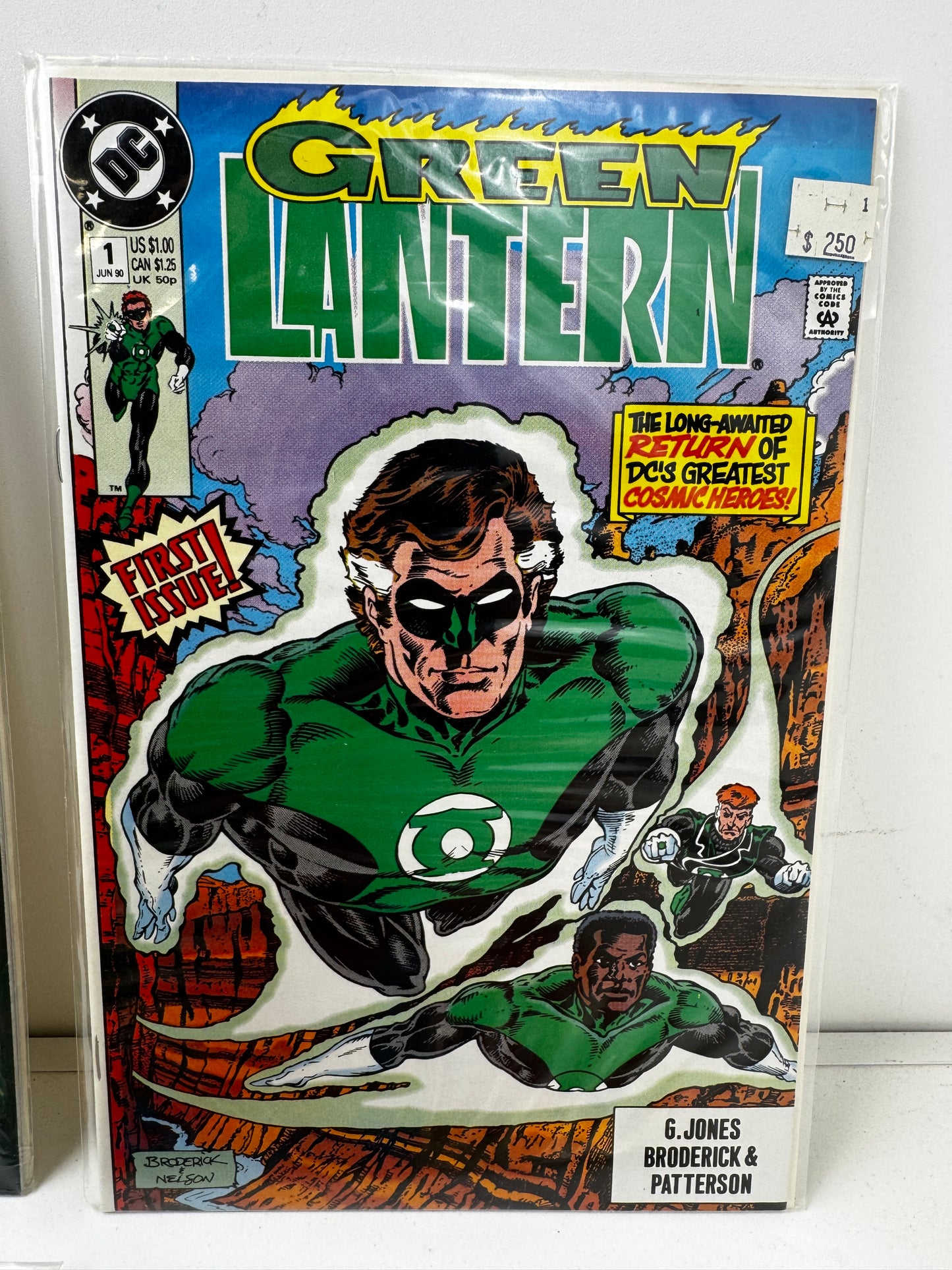 Lot of 10 Various DC Comics (Gotham by Gaslight, DC's Who's Who, Green Lantern Etc.)