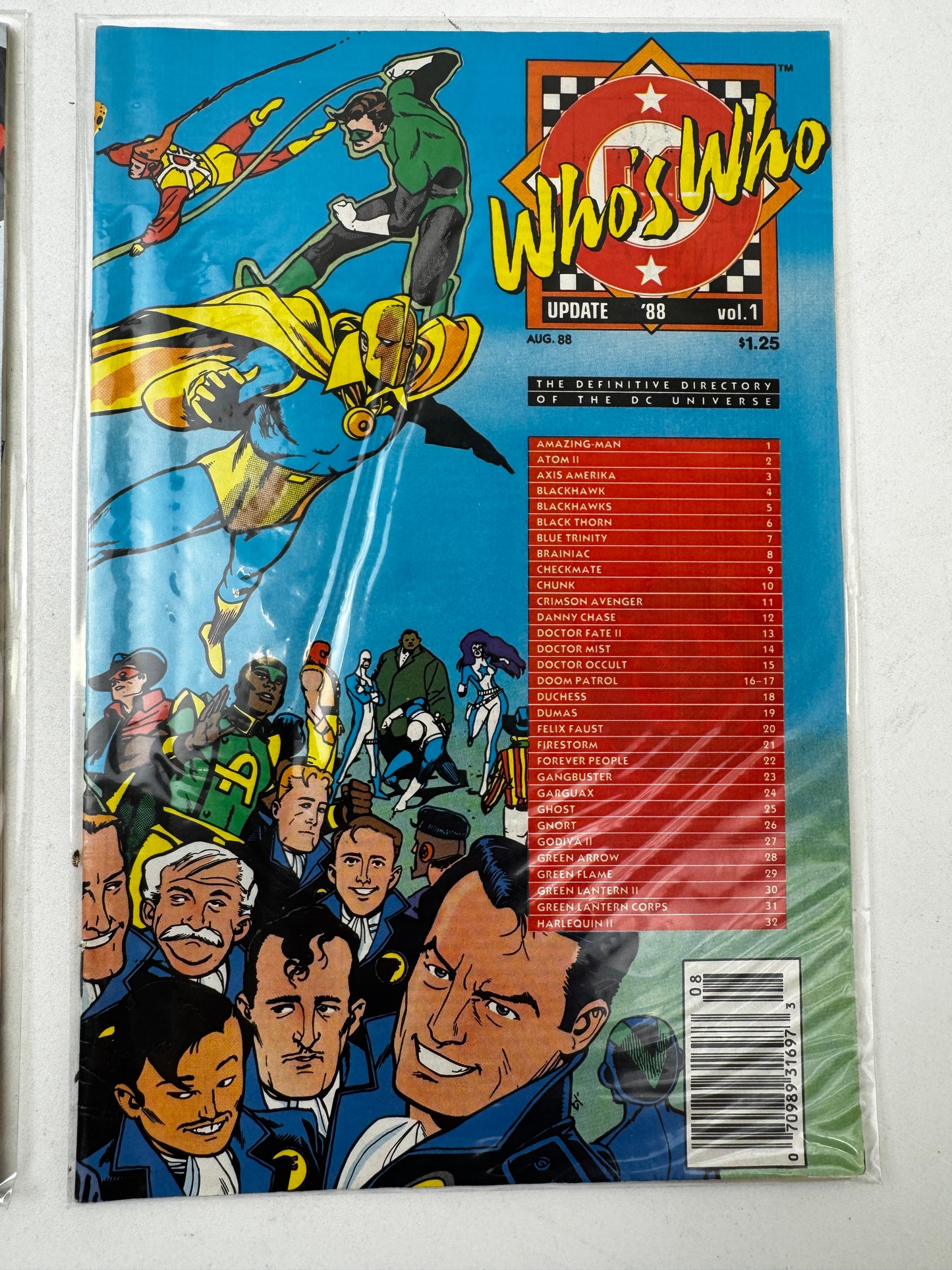 Lot of 10 Various DC Comics (Gotham by Gaslight, DC's Who's Who, Green Lantern Etc.)