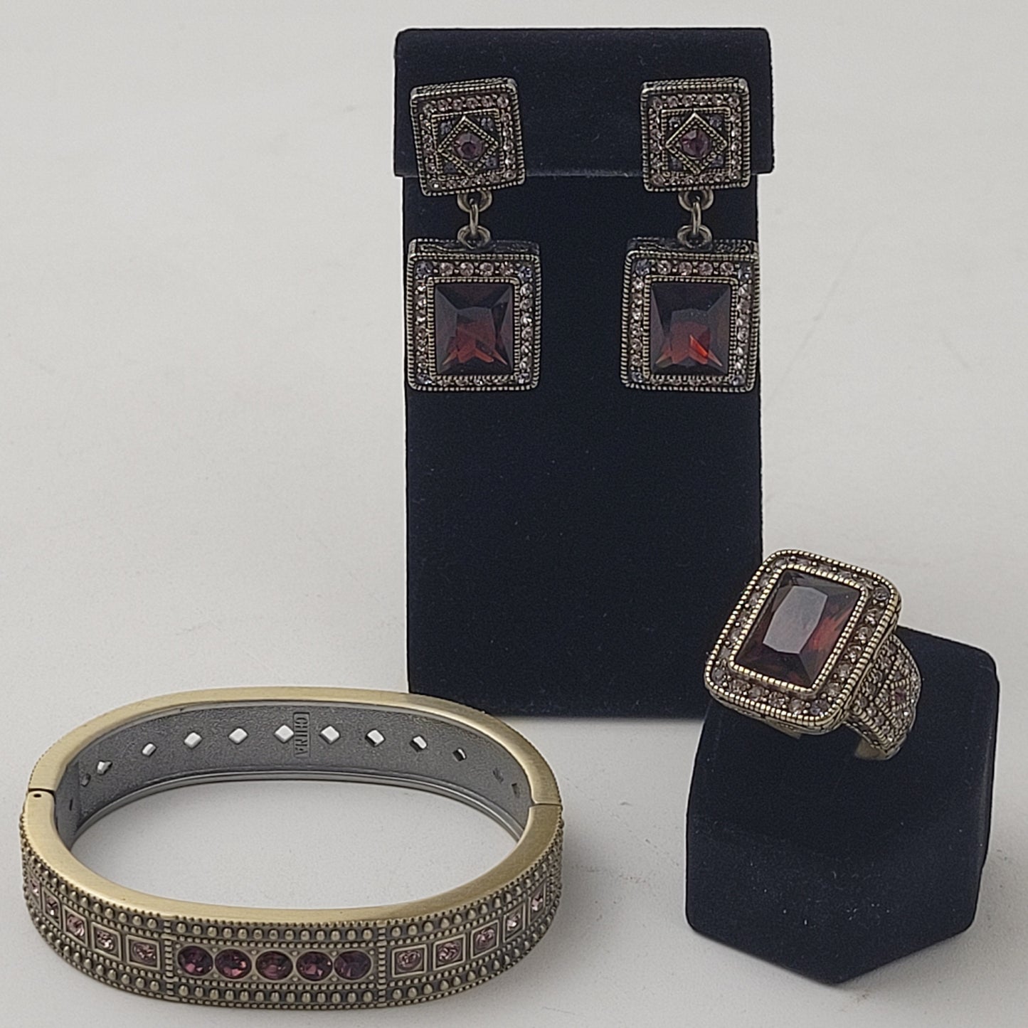 Heidi Daus Matching Necklace Earrings Bracelet Ring Set Gold Tone Metal & Purple Beads/Rhinestones