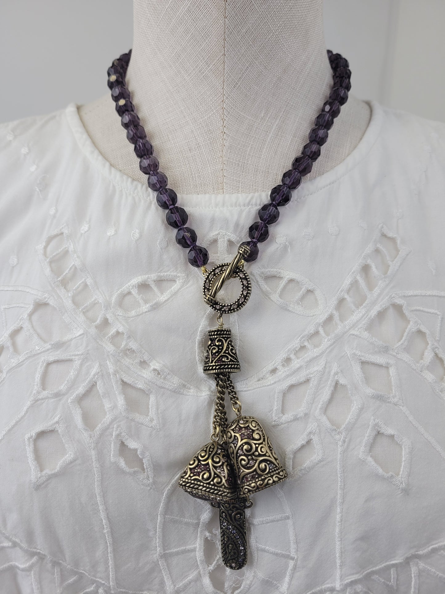 Heidi Daus Matching Necklace Earrings Bracelet Ring Set Gold Tone Metal & Purple Beads/Rhinestones