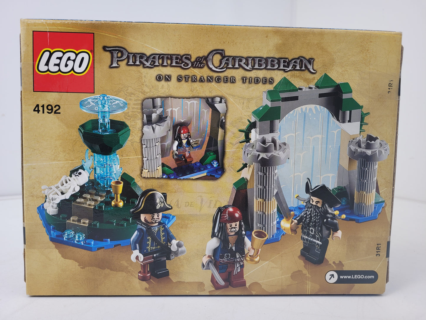 LEGO Pirates of the Caribbean on Stranger Tides Fountain of Youth (4192) NIB