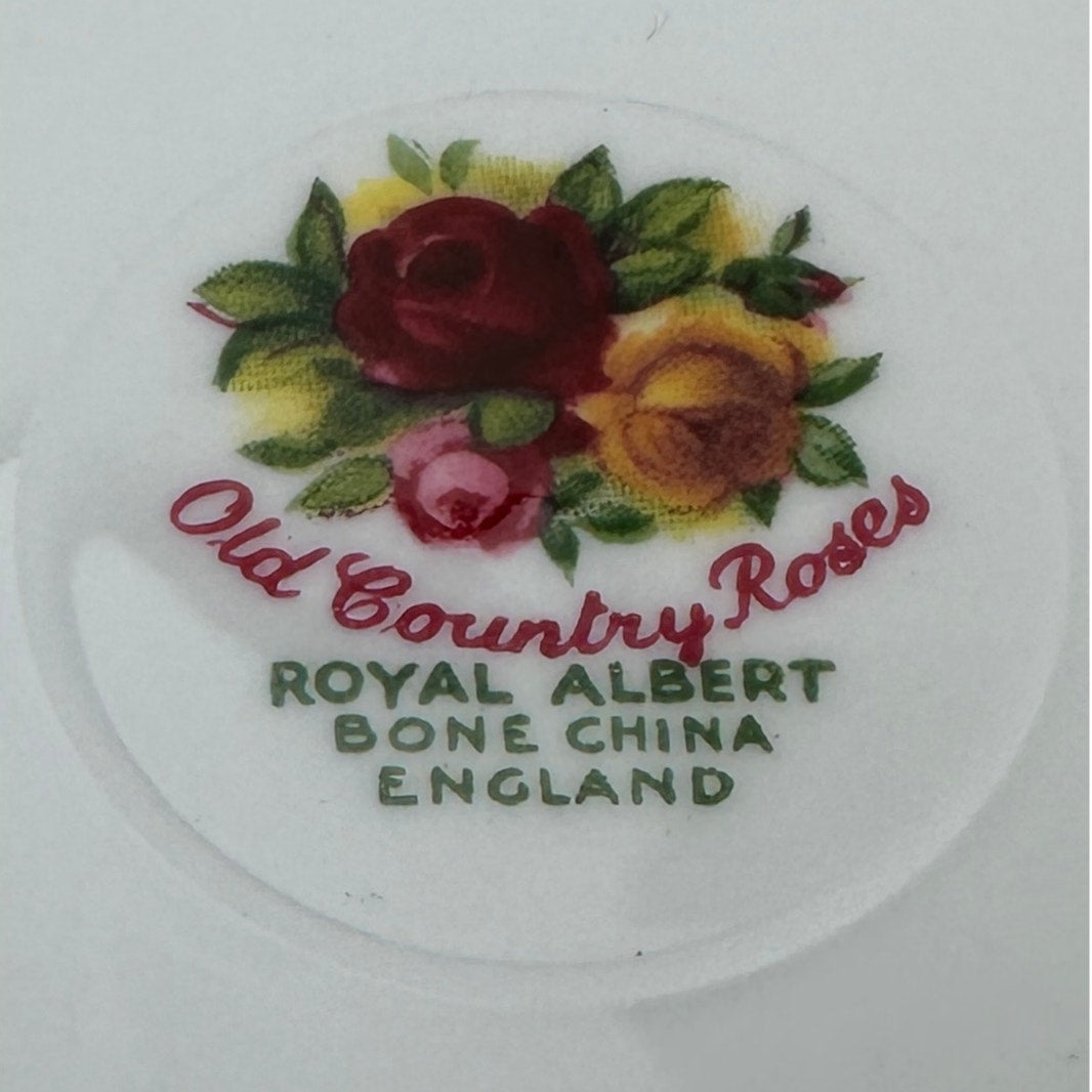 Vintage Royal Albert "Old Country Roses" Bone China Teacup & Saucer | Set of 3