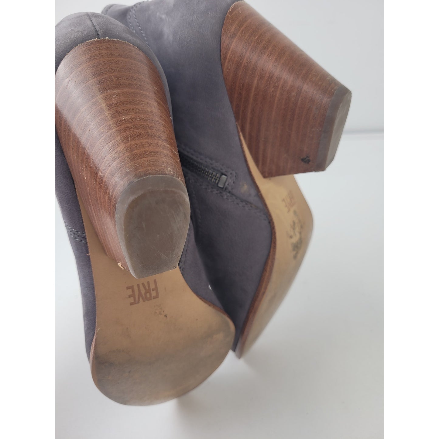 Frye Grey Cowgirl Side Zip Leather Booties Sz 7.5