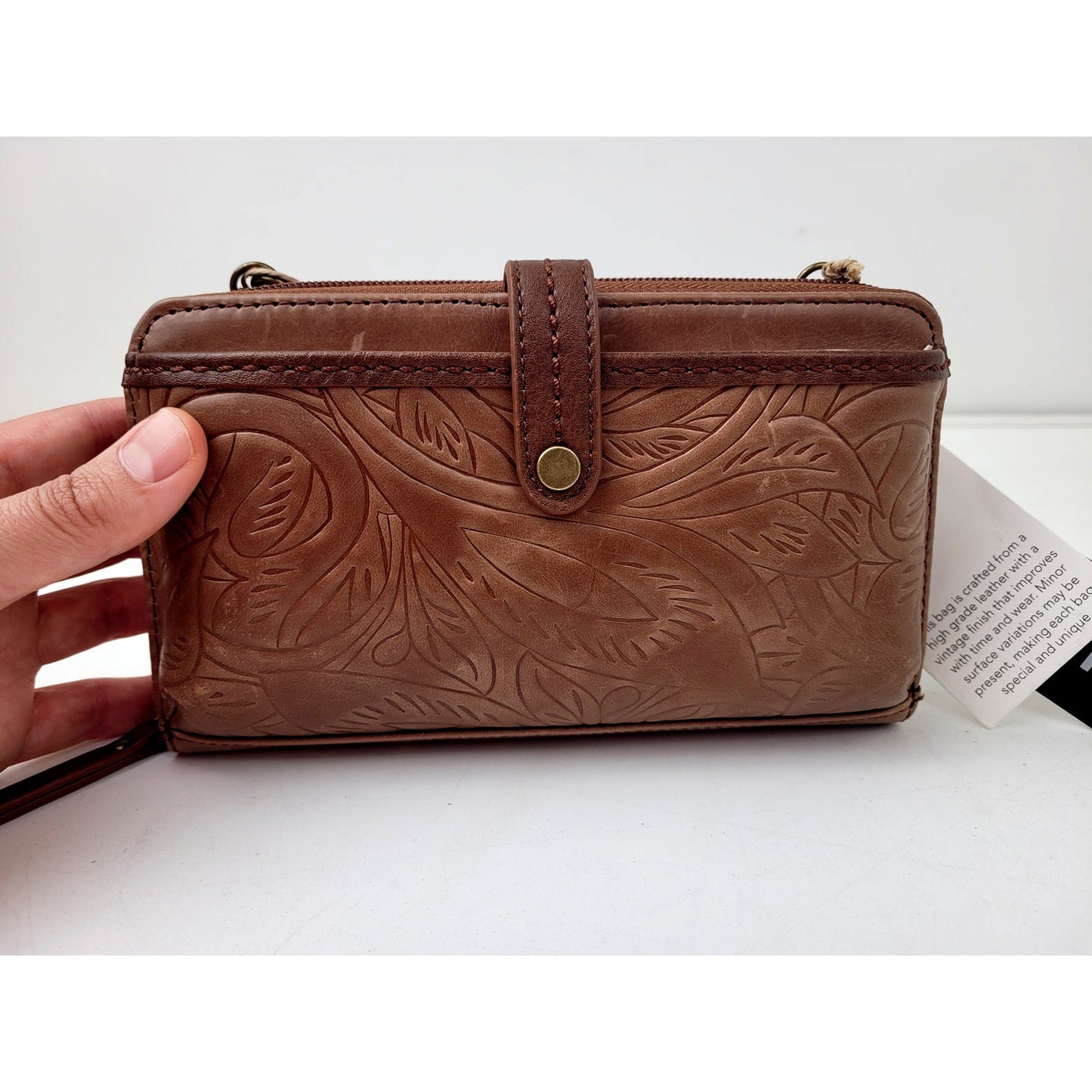 The Sak Iris Leather Crossbody Wristlet Smartphone Wallet NWT Retail $99