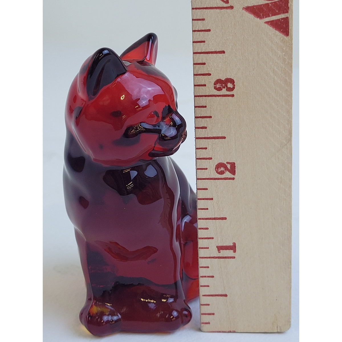 Vintage Fenton Glass Amberina Ruby Red Sitting Cat Kitten Figurine