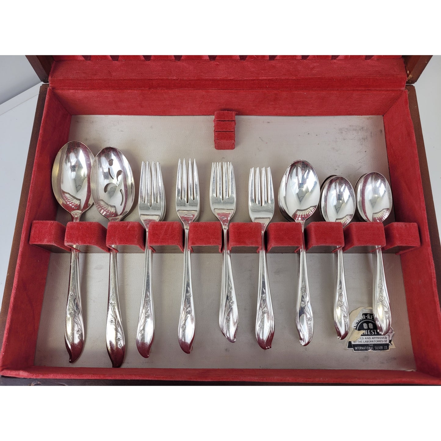 VTG 1847 Rogers Bros. Springtime Silver-Plated Flatware Set - 61 Pieces