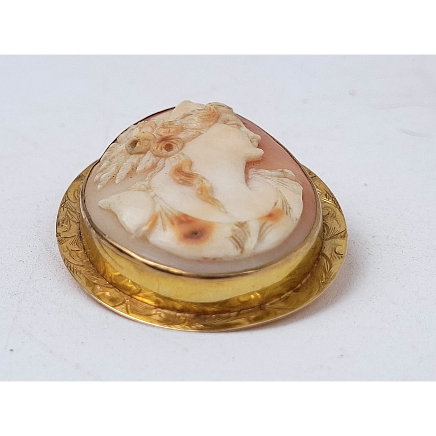 Antique Cameo Brooch Pendant 10K Yellow Gold Gorgeous Goddess Carved Shell Large