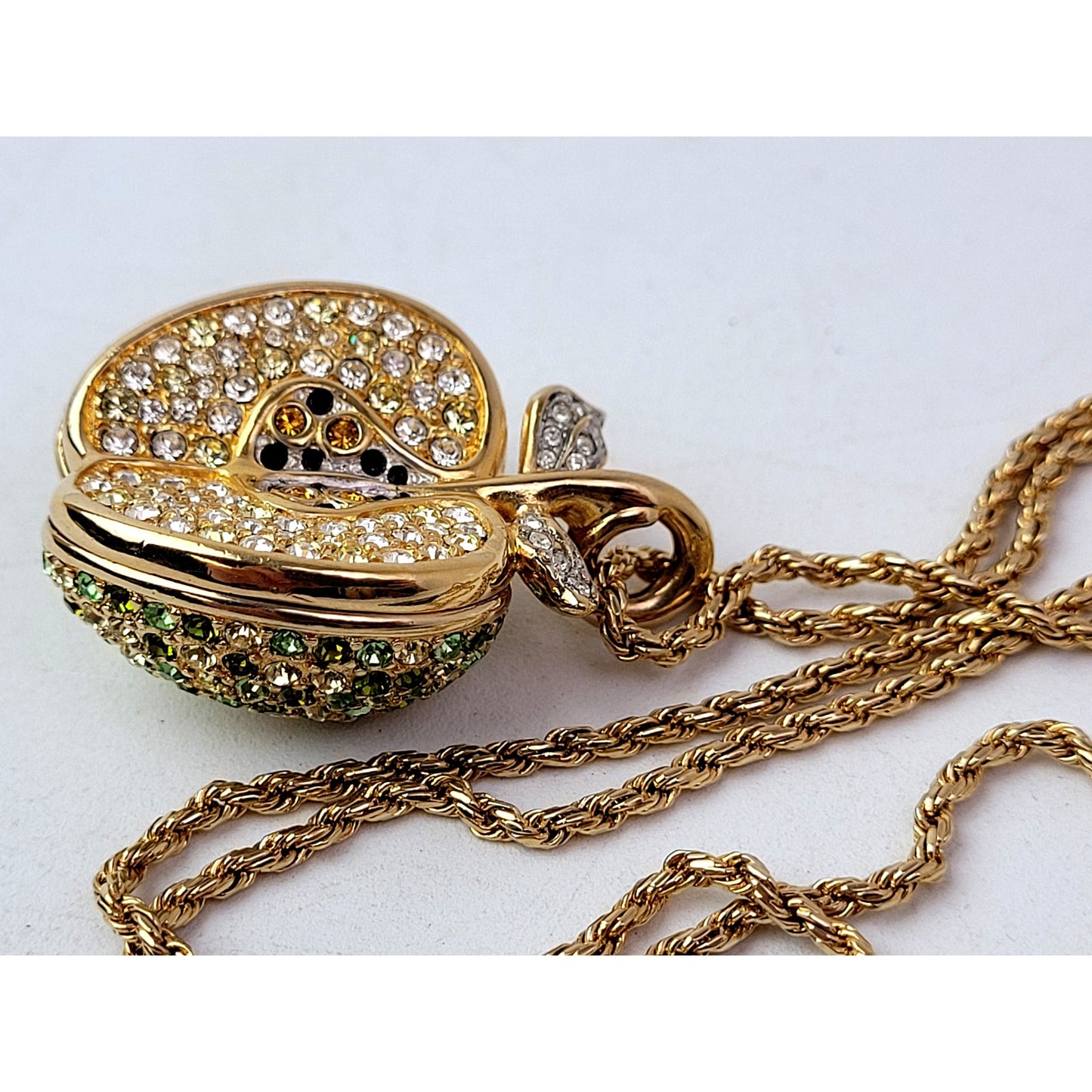 Rare Vintage Swarovski Crystal Green Apple Pendant NWT Retail $175