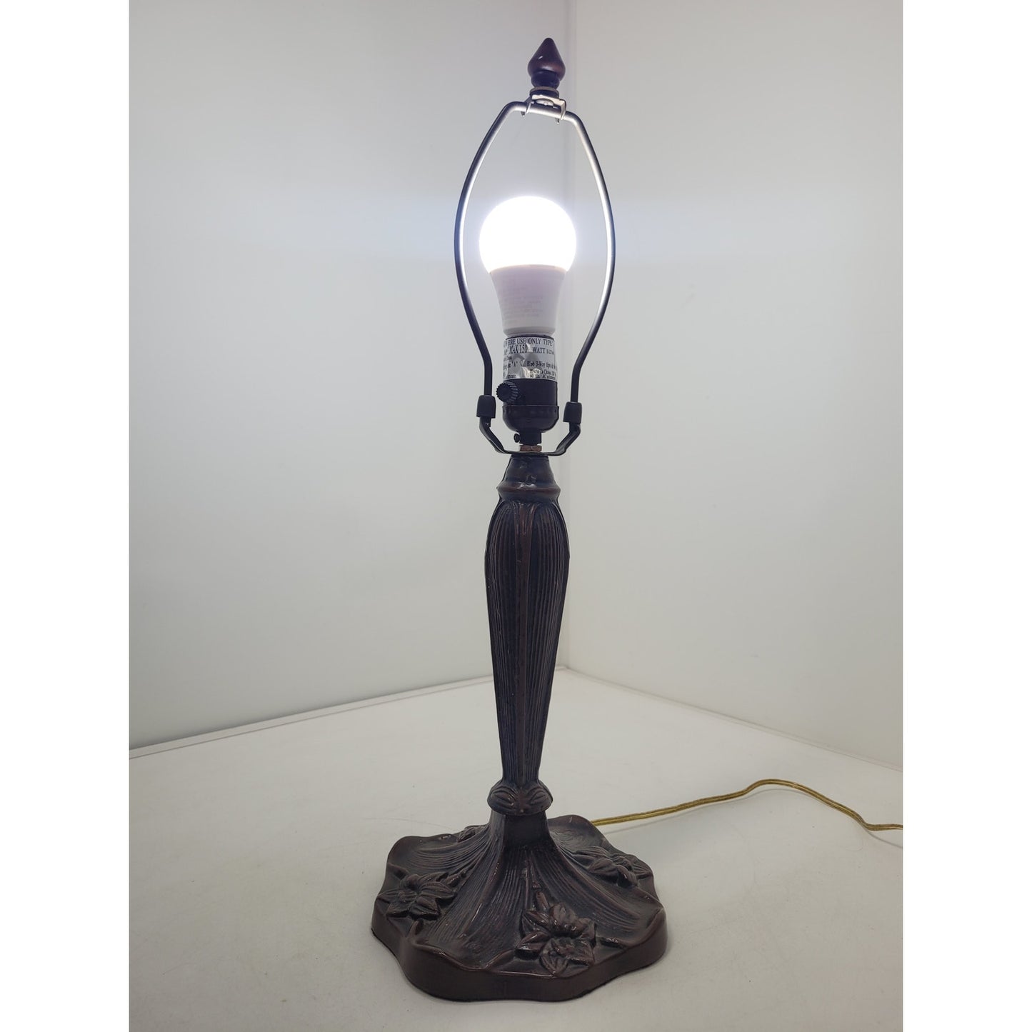 Dale Tiffany Colorful Dragonfly Stained Glass Table Lamp 22" H x 16" W