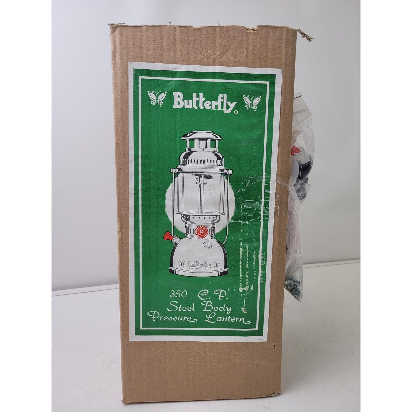Vintage Butterfly 350 Candlepower Kerosene Pressure Lantern NIB