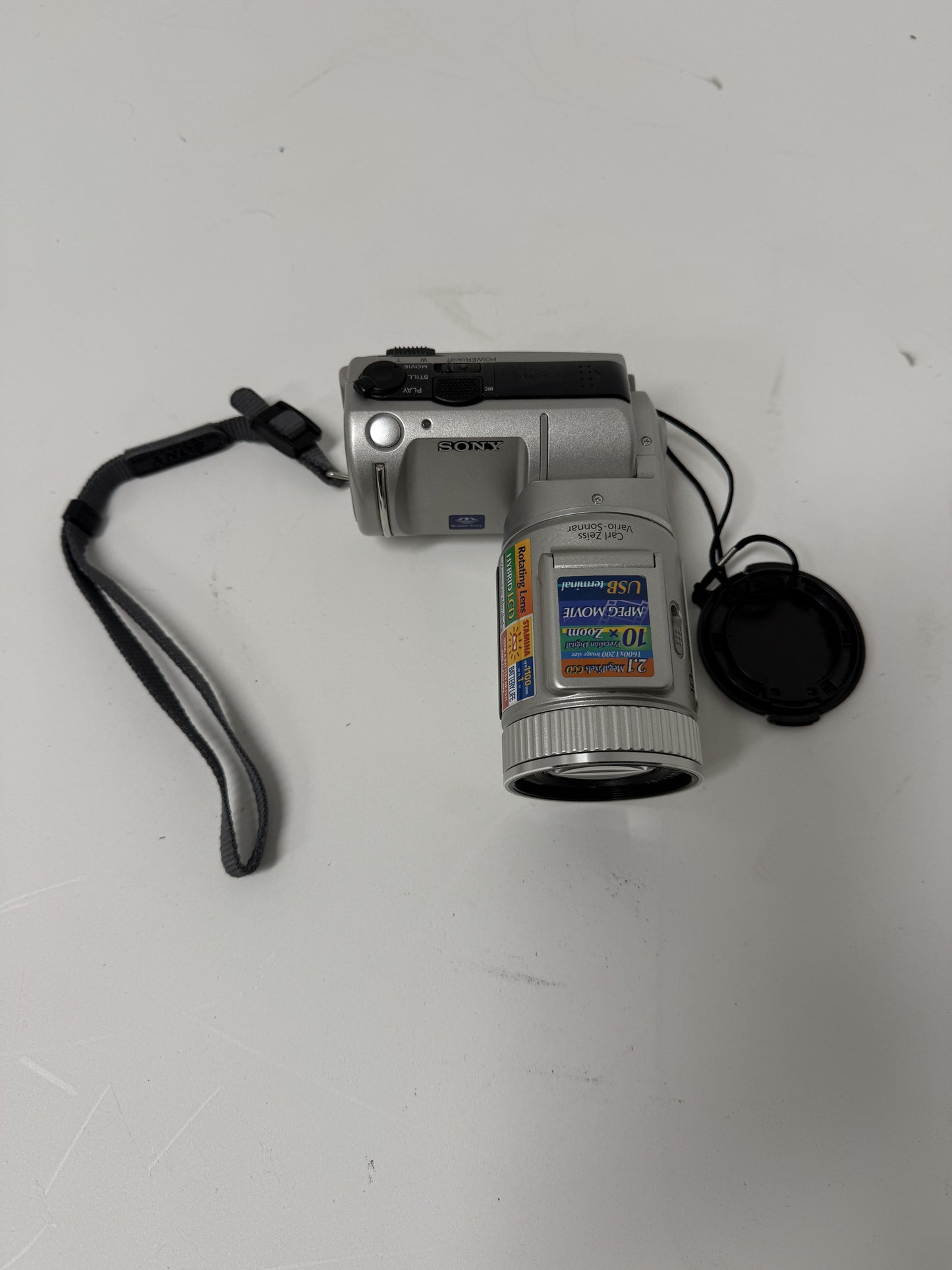 Sony Cyber-Shot DSC-F717