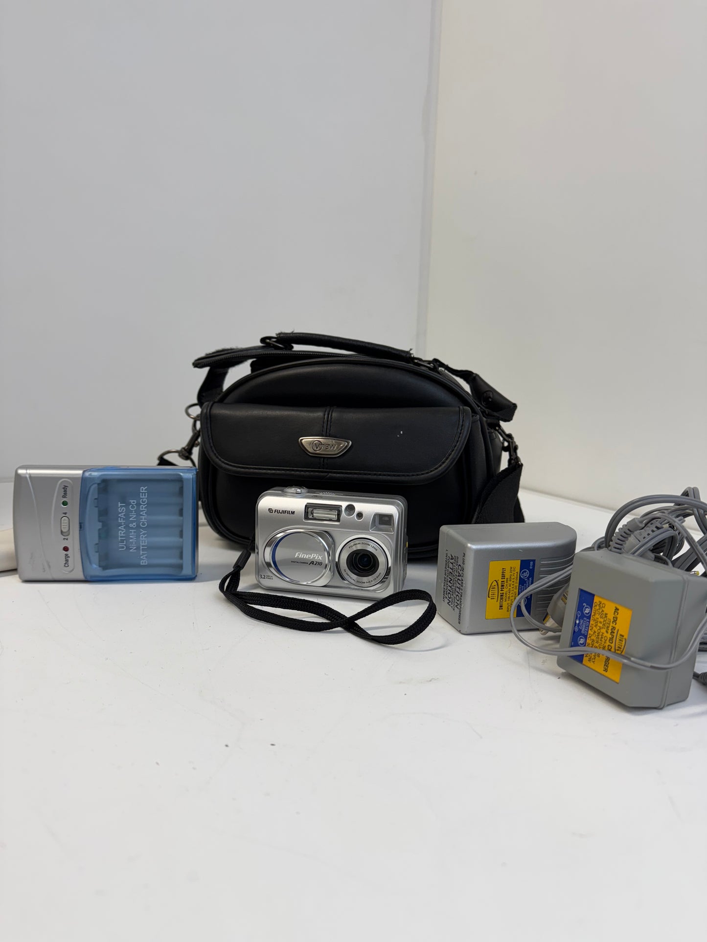 Fujifilm A210 3.2 MP Digital Camera Set