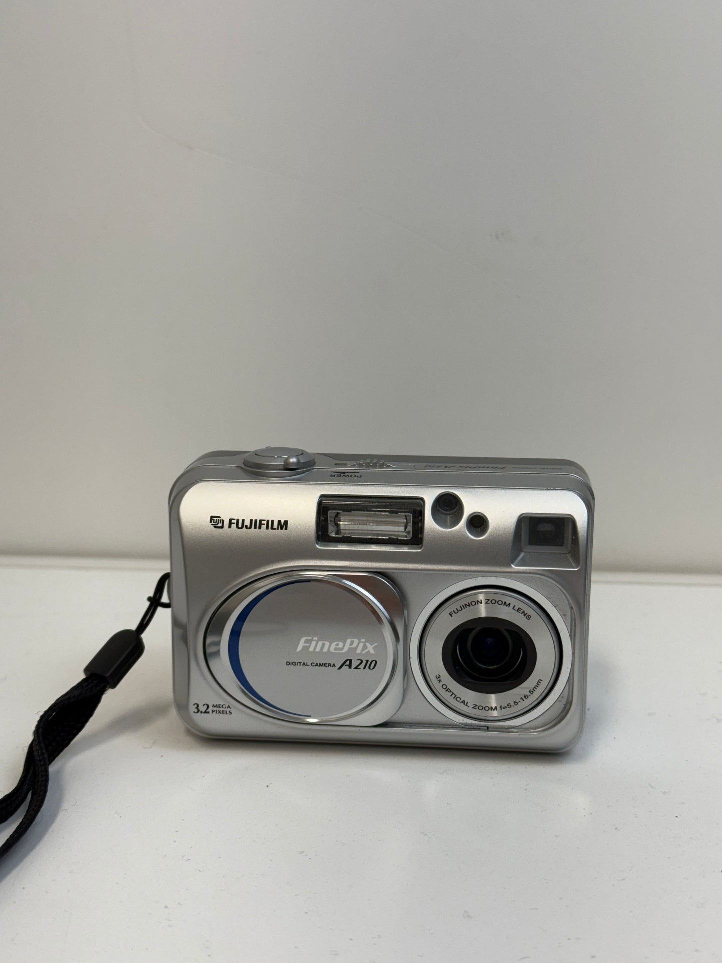 Fujifilm A210 3.2 MP Digital Camera Set