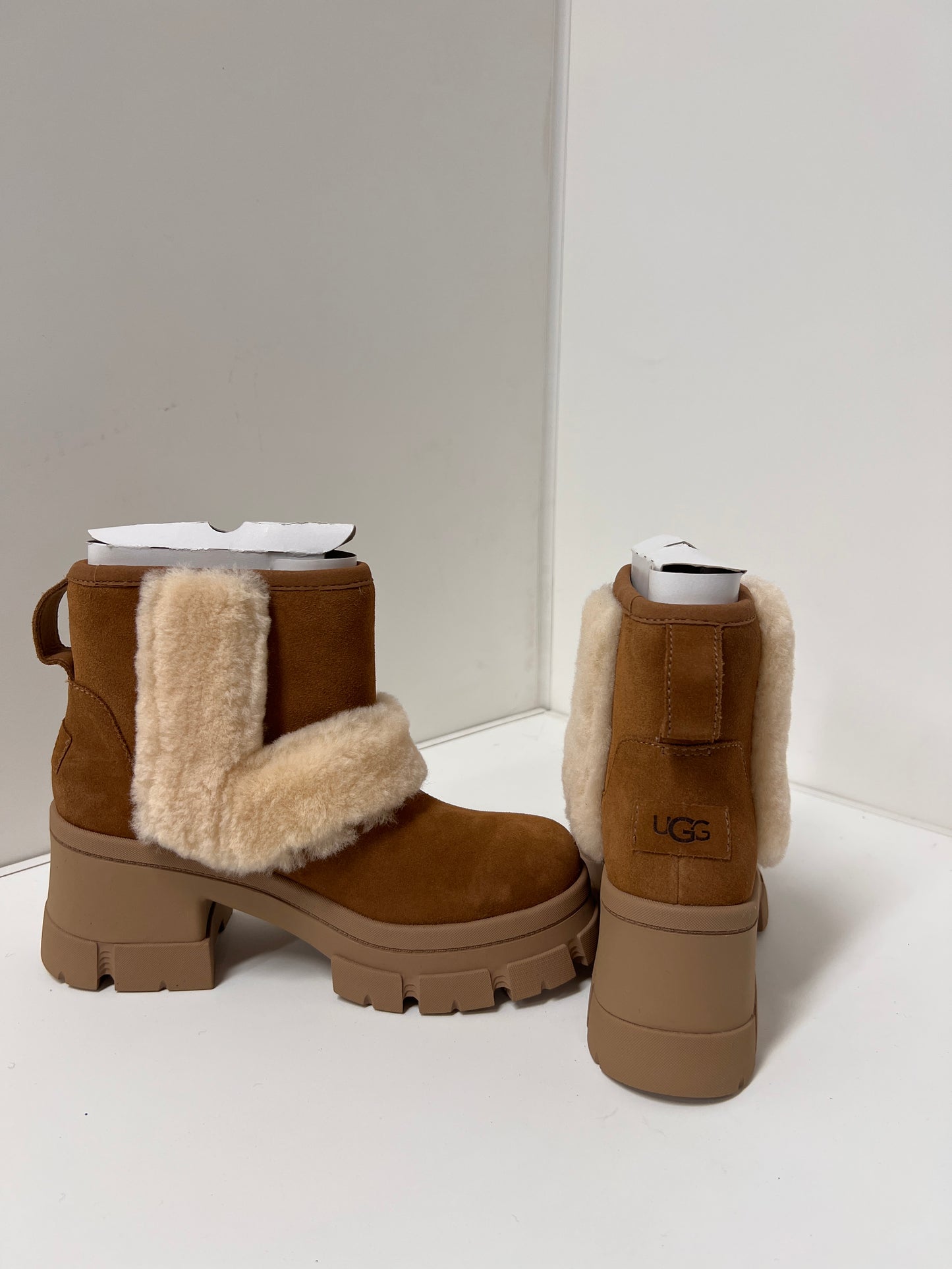 Women's Brooklyn Sunburst UGG Boots Size 9 NEW