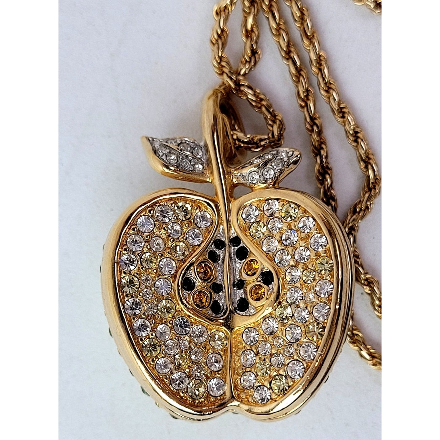 Rare Vintage Swarovski Crystal Green Apple Pendant NWT Retail $175
