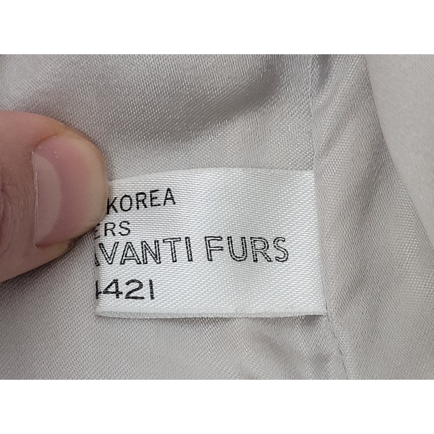 Vintage 1980s-90s Saga Fox Fur Coat w Pockets Sz S/M