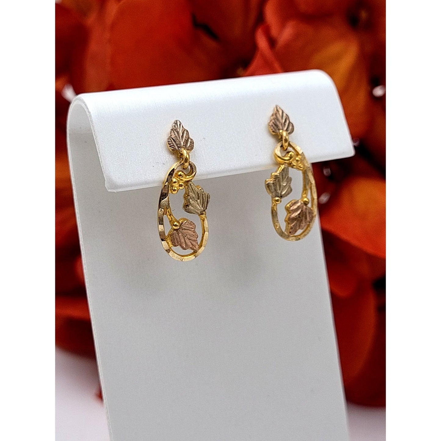 VTG 10K Rose & Yellow Gold Drop Earrings Leaf Motif 2g