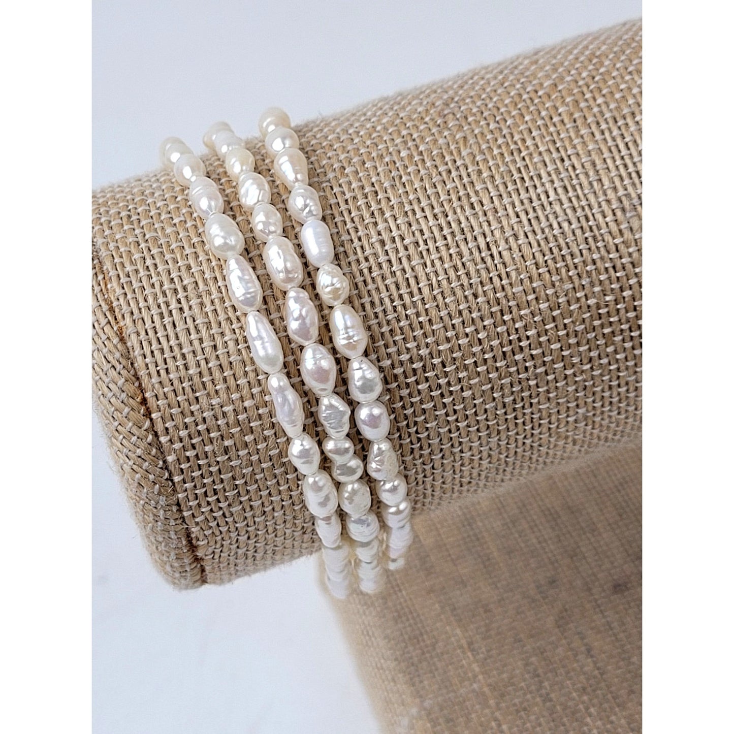 Freshwater Pearl Bracelet w 14K Yellow Gold Clasp 9.63 g