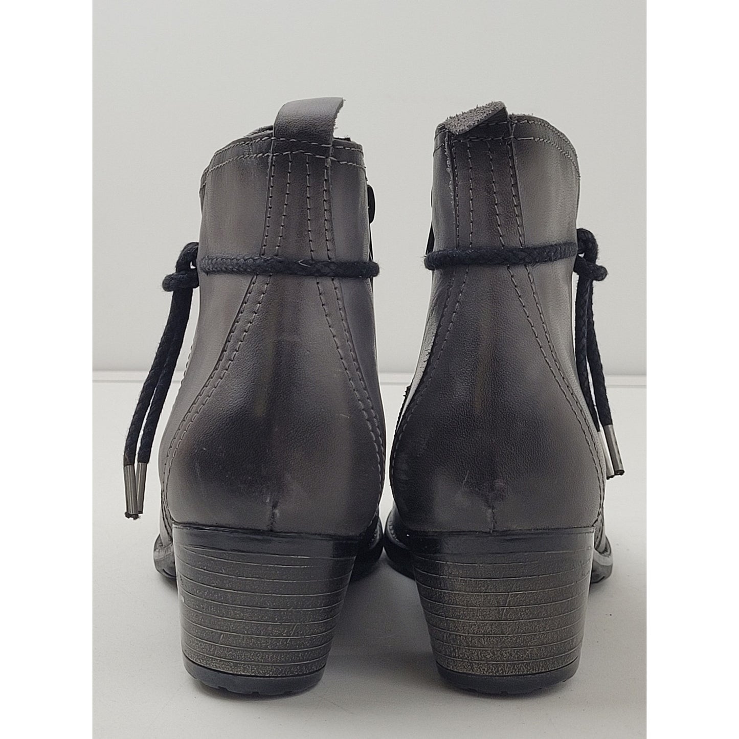 Eric Michael Styled Gray Leather Alexis Boots Women's Sz 37