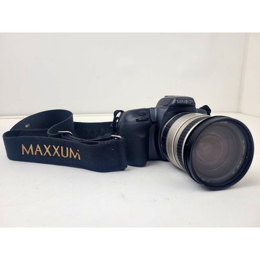 Minolta Maxxum/Dynax 300si 35 mm SLR Film Camera w 28-200mm lens