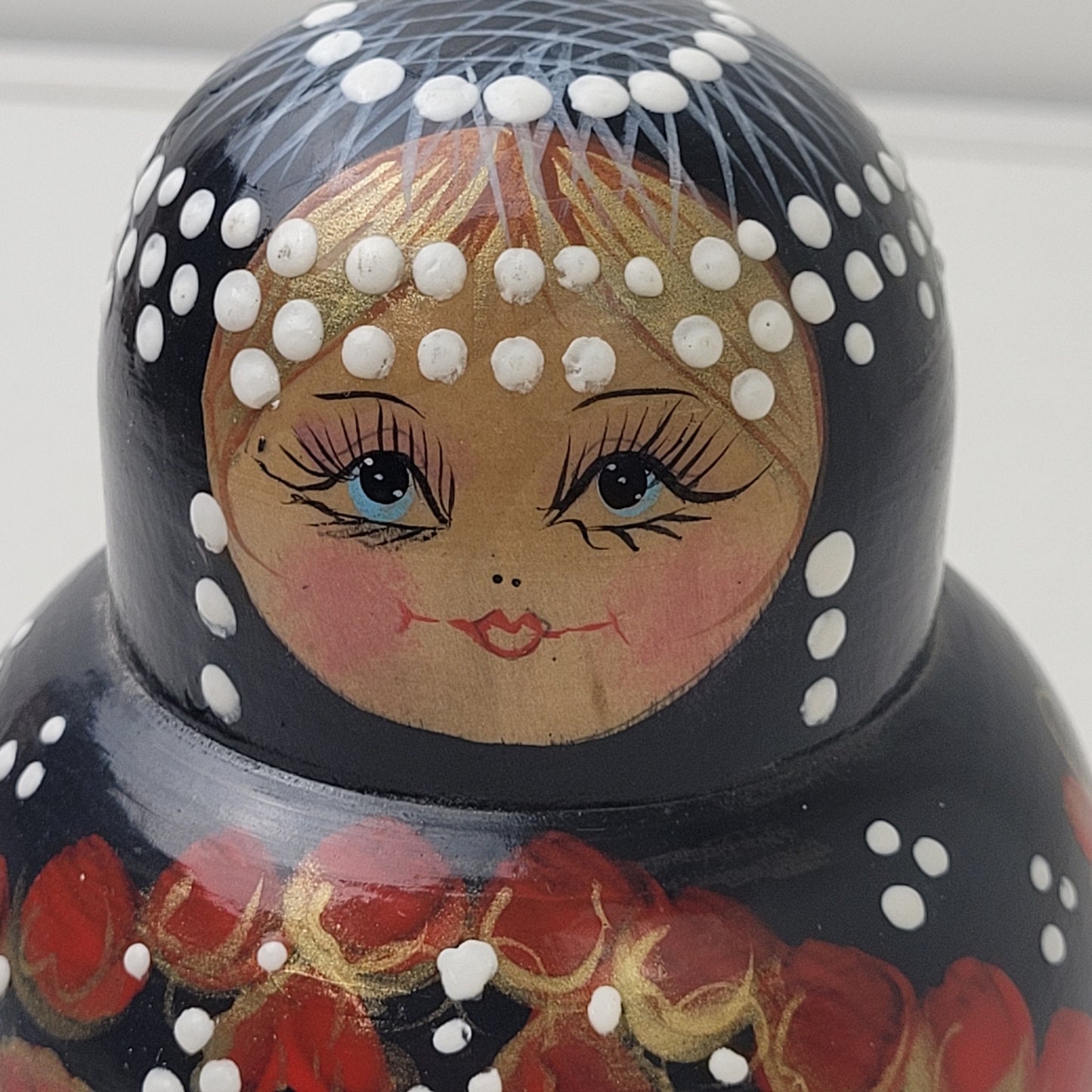 Vintage Hand-Painted Matryoshka Nesting Doll Set | 11 pieces | 6 1/4" Tall