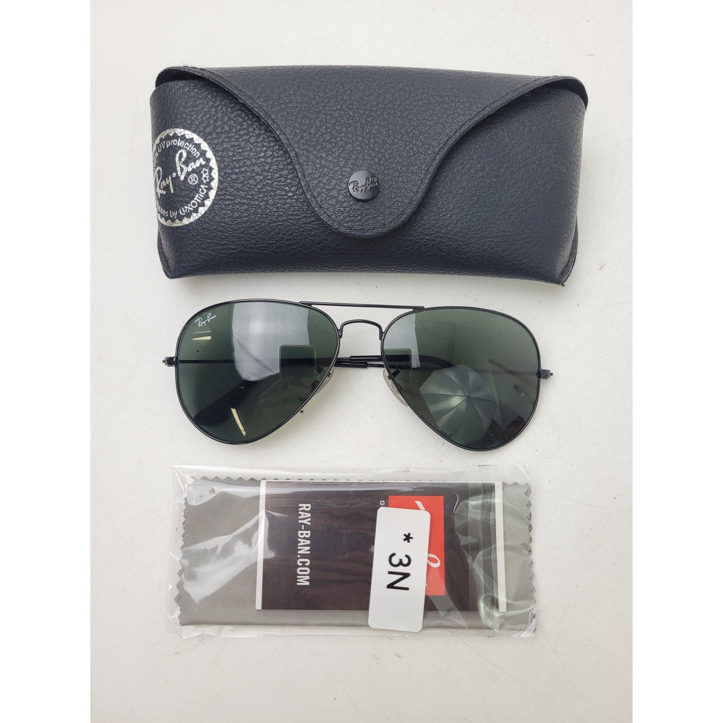 Ray-Ban RB 3025 Black Frames Green Lenses Sunglasses Made in Italy