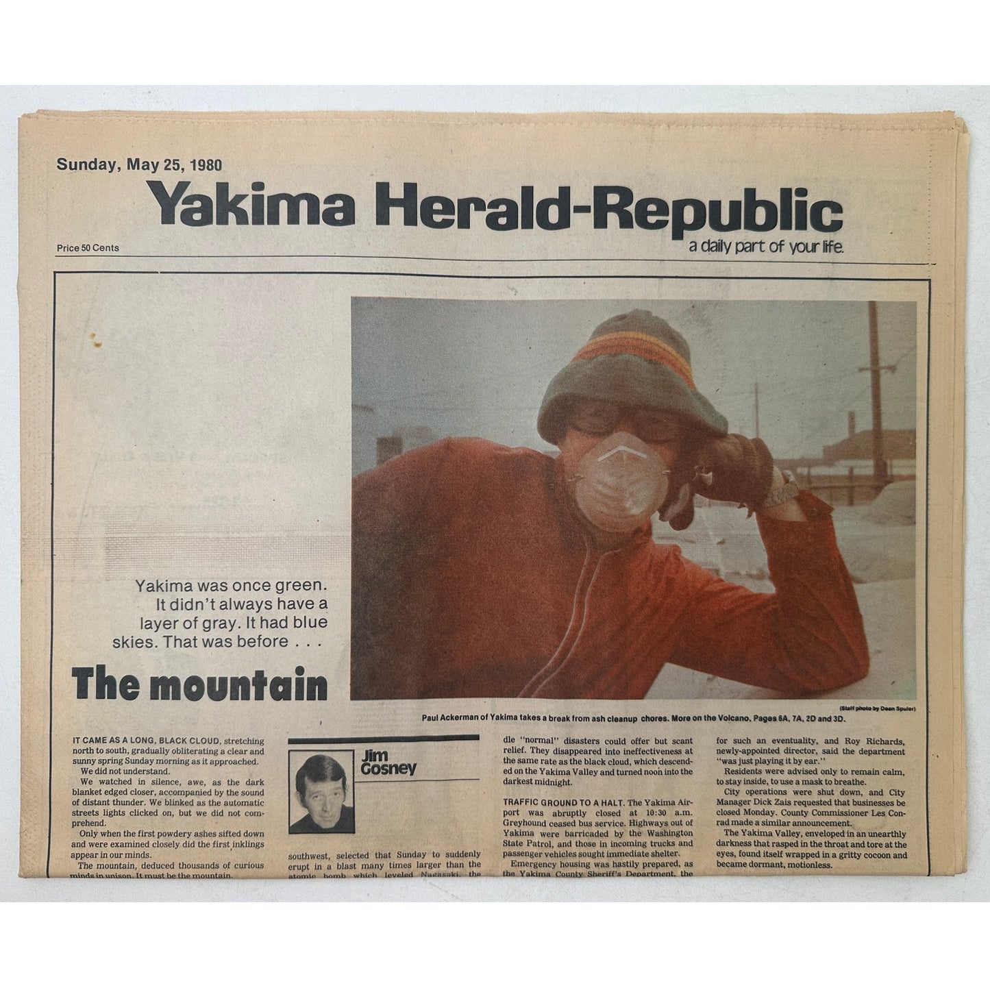 Vintage Mount St. Helens Eruption 1980 Yakima Herald-Republic Newspaper Lot