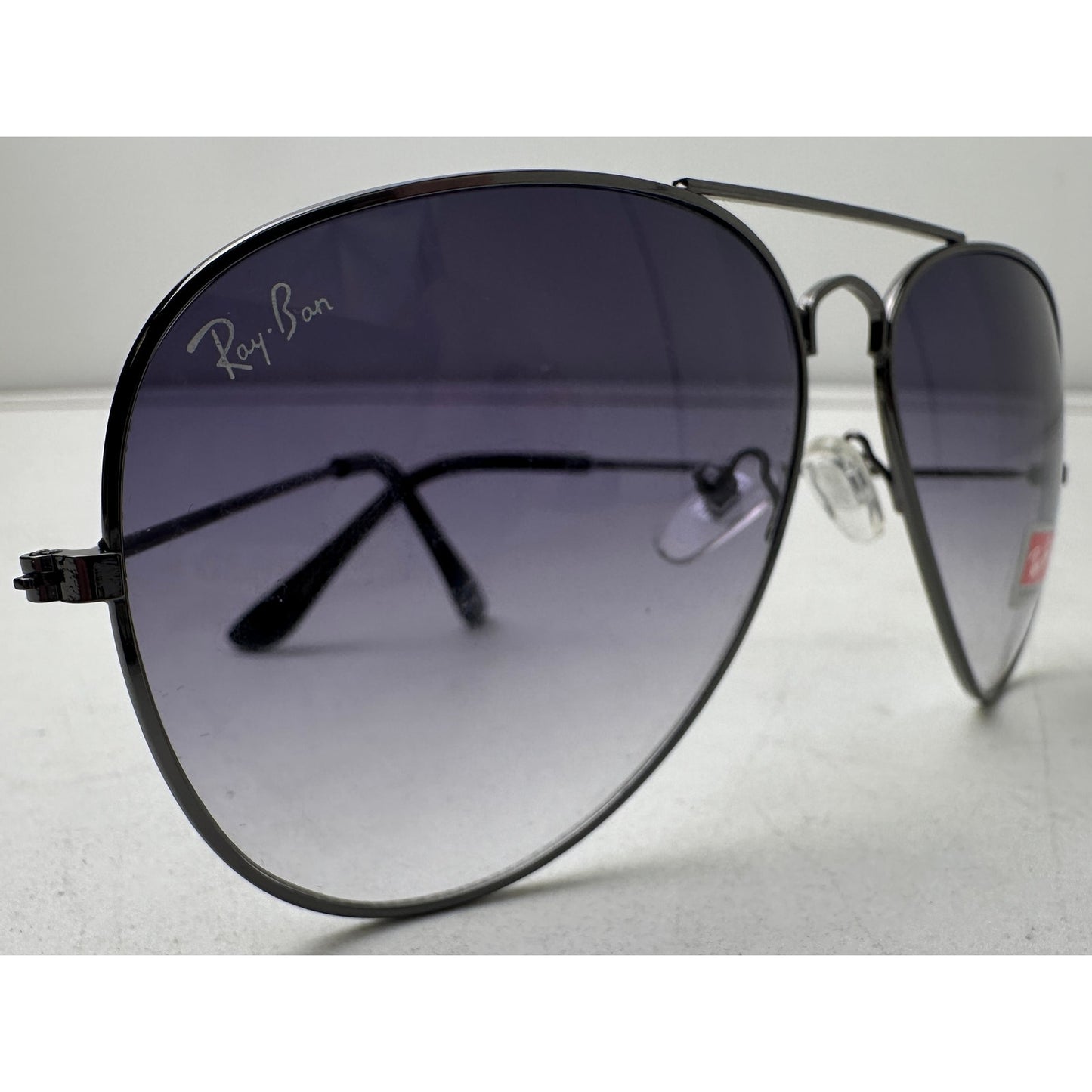 Authentic Ray-Ban Aviator Classic Black / Gradient Lenses Unisex Sunglasses