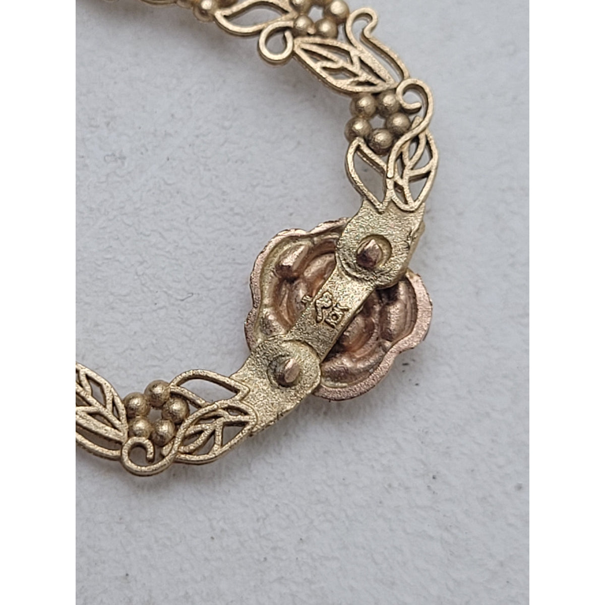 VTG 10K Yellow & Rose Gold Designer Michael Anthony Rose Filigree Hoop Earrings