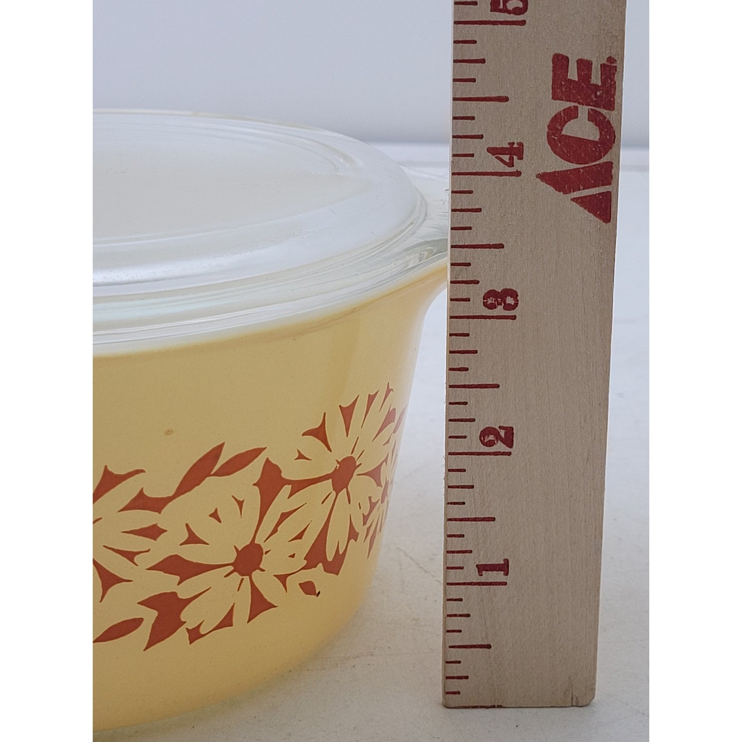 1970s Pyrex Daisy Silhouette Covered Dish & Woodland Country Casserole Dish Set