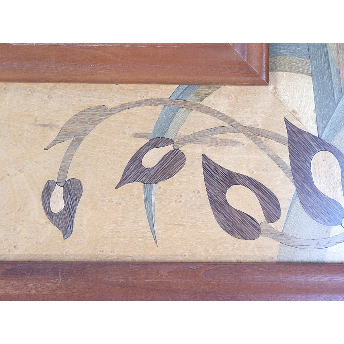 Hudson River Inlay Iris Border Decorative Wall Mirror 31.5" x 25.5"