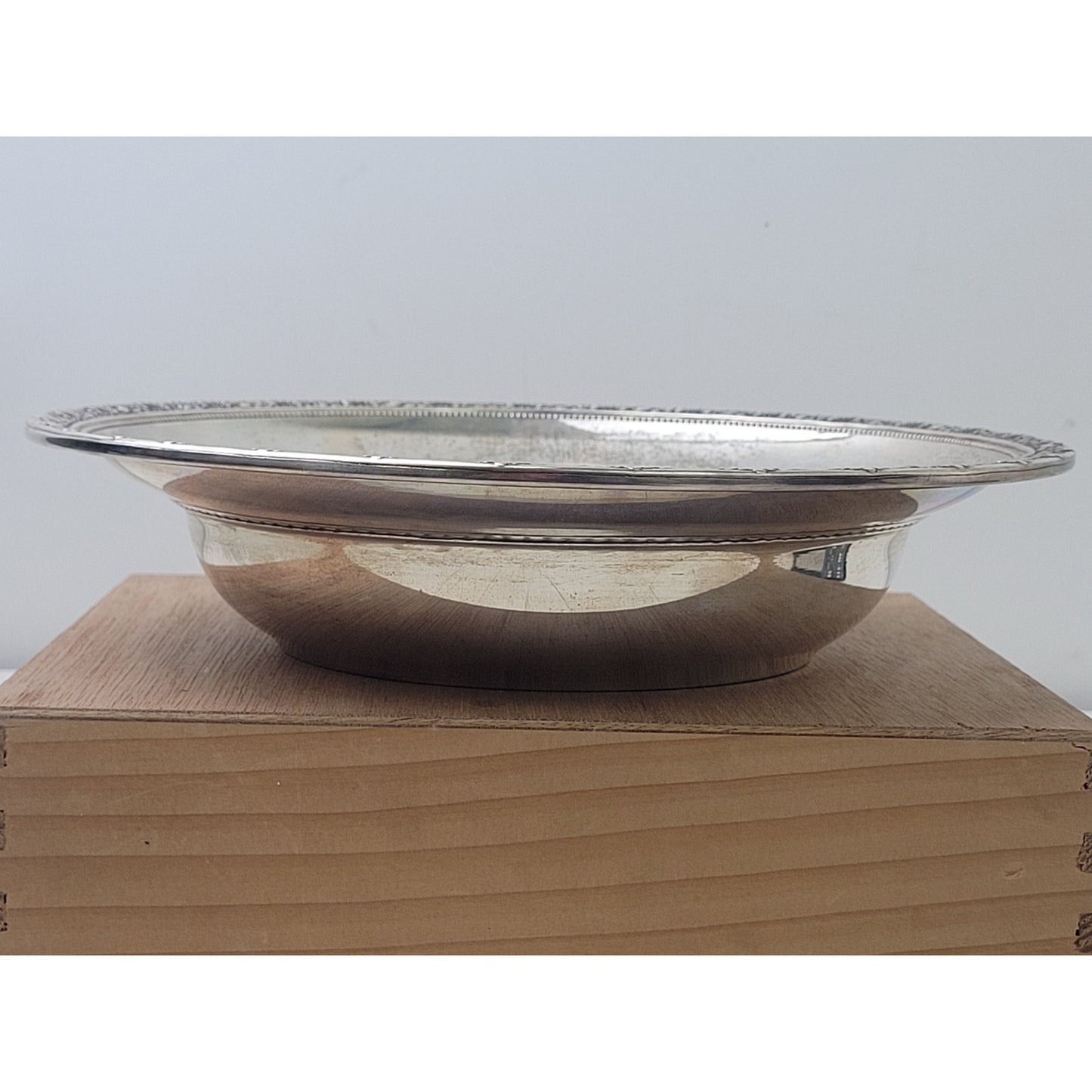 Medici Sterling Silver 10" Diameter Bowl w Decorative Trim 2 1/8" H | 10.5 Oz