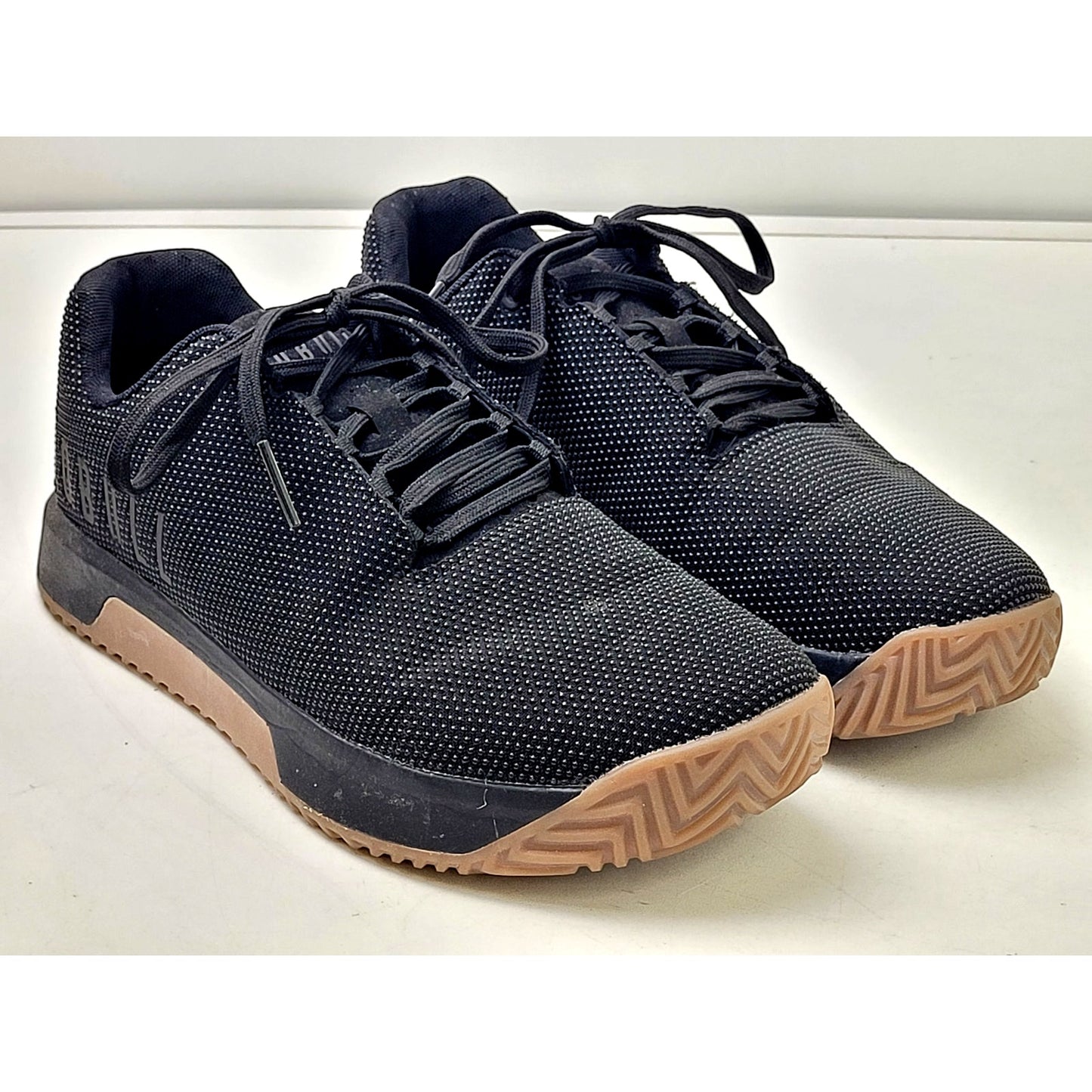 NOBULL Outwork Edge Training Shoes Superfabric Upper Gum Rubber Sole Men's Sz 10